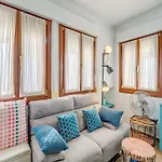 Charming Duplex Holiday home *
