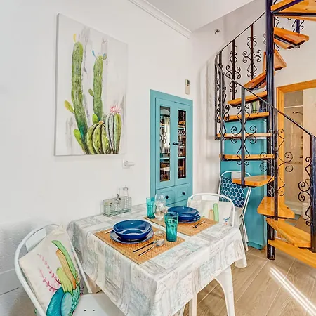 Charming Duplex 펜션 *